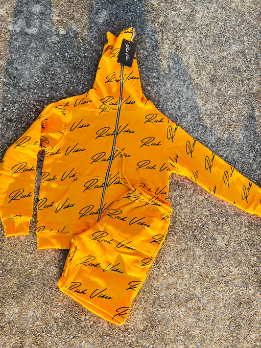(AMBER)Full-Zip Up Jacket/Short Set🦁🔥 - Rich Vibes Apparel